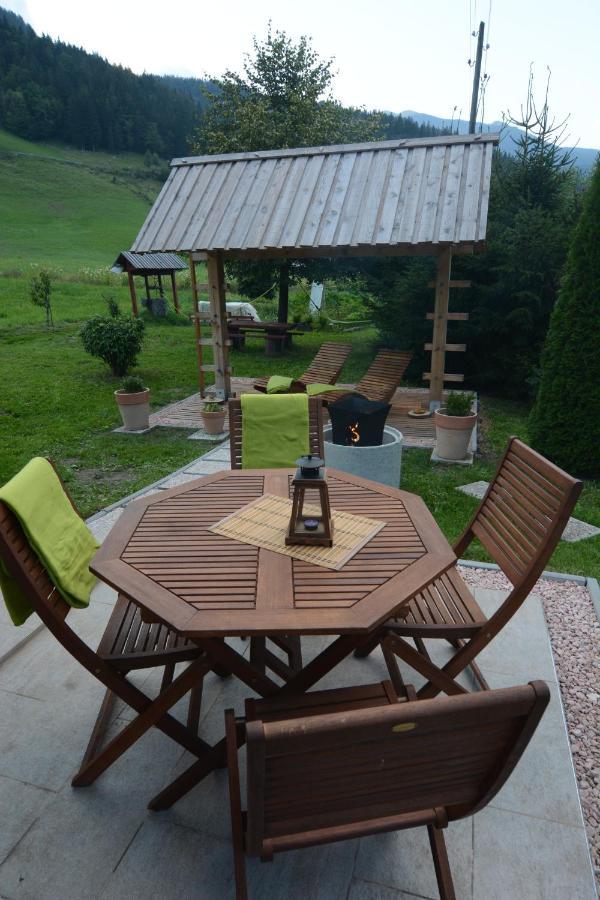 Villa Studio Alpika Luče Exterior foto