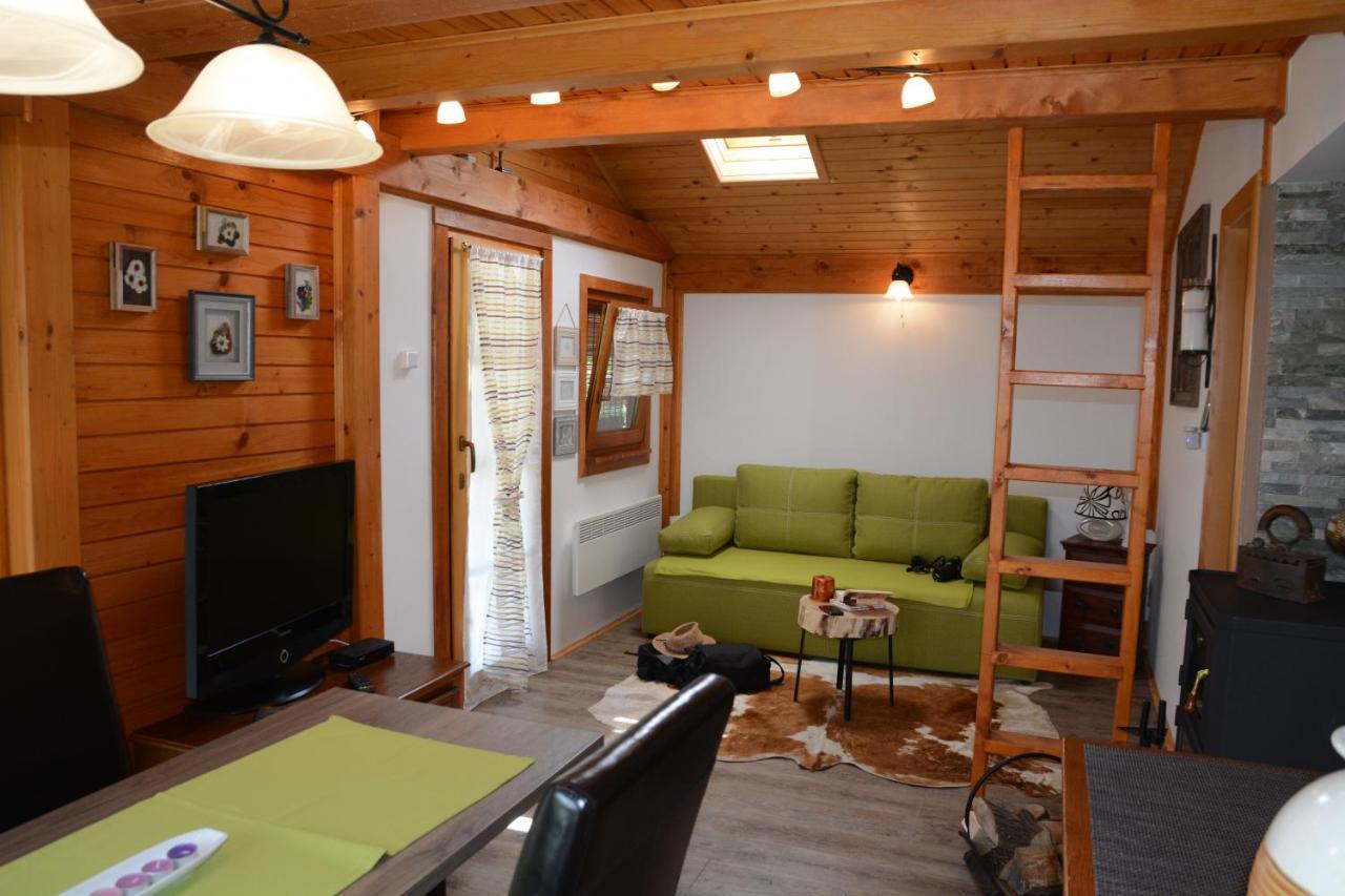 Villa Studio Alpika Luče Exterior foto
